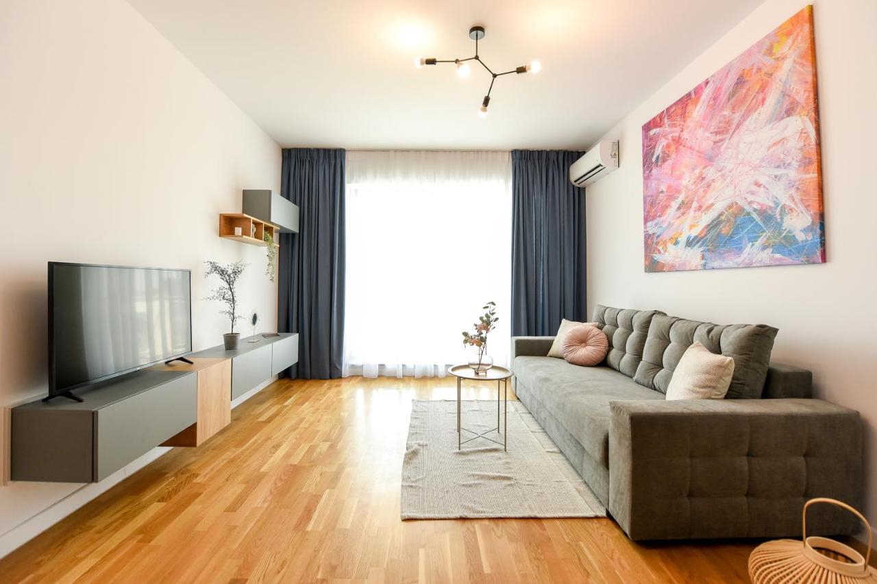Eye Candy Romexpo 2-Bedroom With Free Parking Bucarest Esterno foto