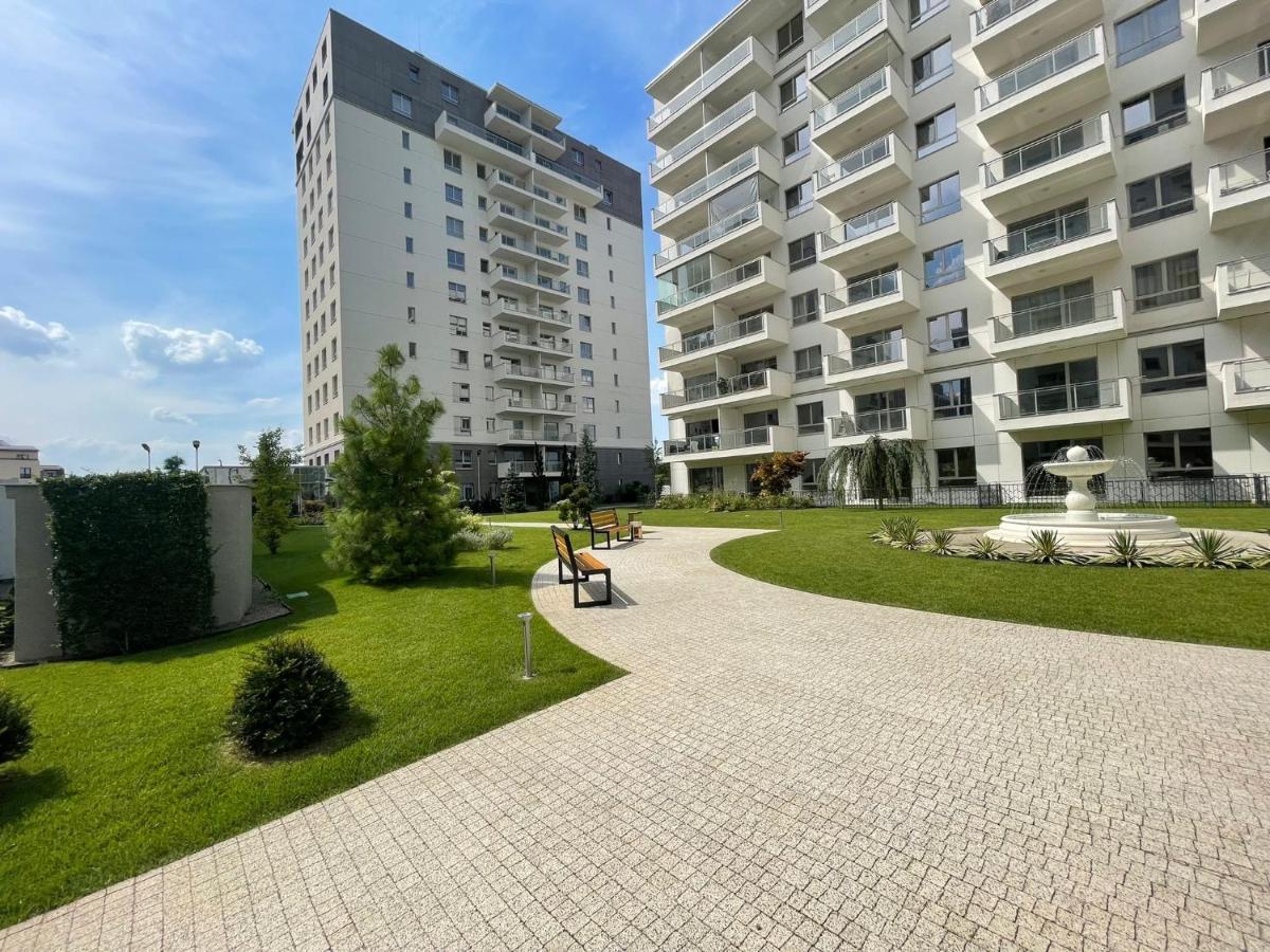 Eye Candy Romexpo 2-Bedroom With Free Parking Bucarest Esterno foto